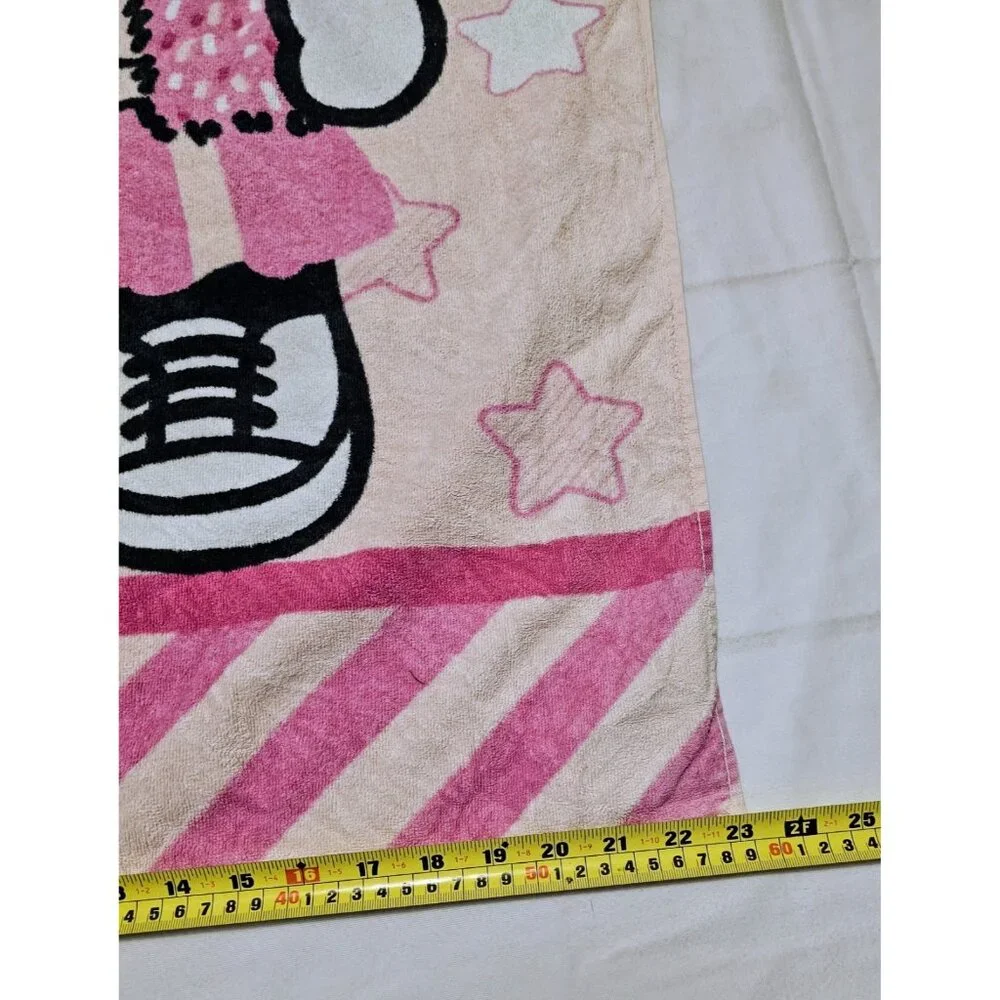 Sanrio Hello Kitty Bath Or Beach Towel Kitty Cat With Sunglasses 43x23